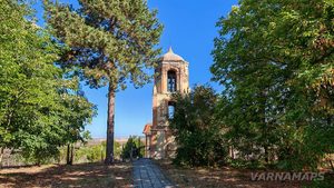 Старата църква в село Маломирово