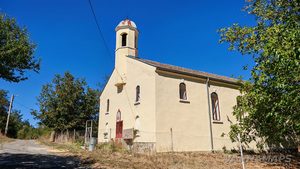 Красивата църква в село Горска поляна
