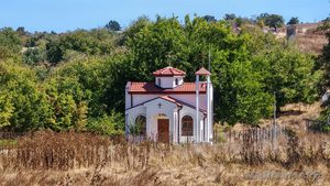 Красивия параклис в центъра на село Евренозово